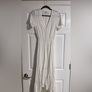 Elegant White Lace Maxi Dress